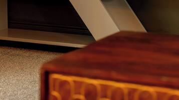 Studio, Multiple Bedrooms, City View | Interior