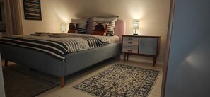 2 Schlafzimmer, Schreibtisch, WLAN, Bettwäsche