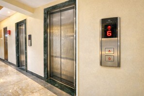 Elevator - Glitz Hotel Sai Neel (Mumbai)