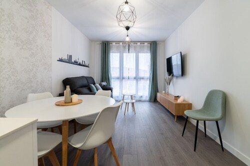 Modern apartment 20 min from Madrid