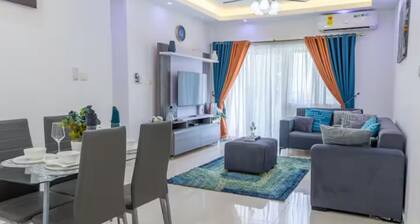 Colorful & Modern Escape: Pool, Balcony, Security!