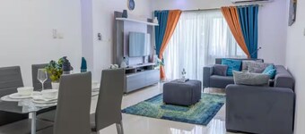 Colorful & Modern Escape: Pool, Balcony, Security!