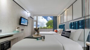 A modern hotel room with a large bed, a TV mounted on the wall, and a window offering a view of the outdoors. - Yueduo Selected Hotels (Guangzhou)