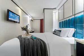 商务双人房 | 特色装修、特色家居、笔记本电脑工作区、遮光窗帘