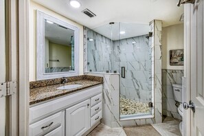 Shower, towels - One Ocean Place 803 - 2 Bedroom, 2 Bathroom Oceanfront (Garden City Beach)