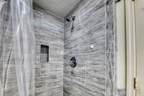 Shower, towels - One Ocean Place 803 - 2 Bedroom, 2 Bathroom Oceanfront (Garden City Beach)