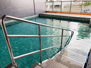 游泳池