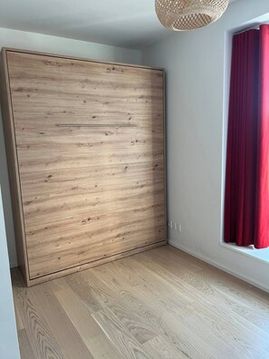 Apartment, 1 Bedroom, Accessible, Balcony | Interior