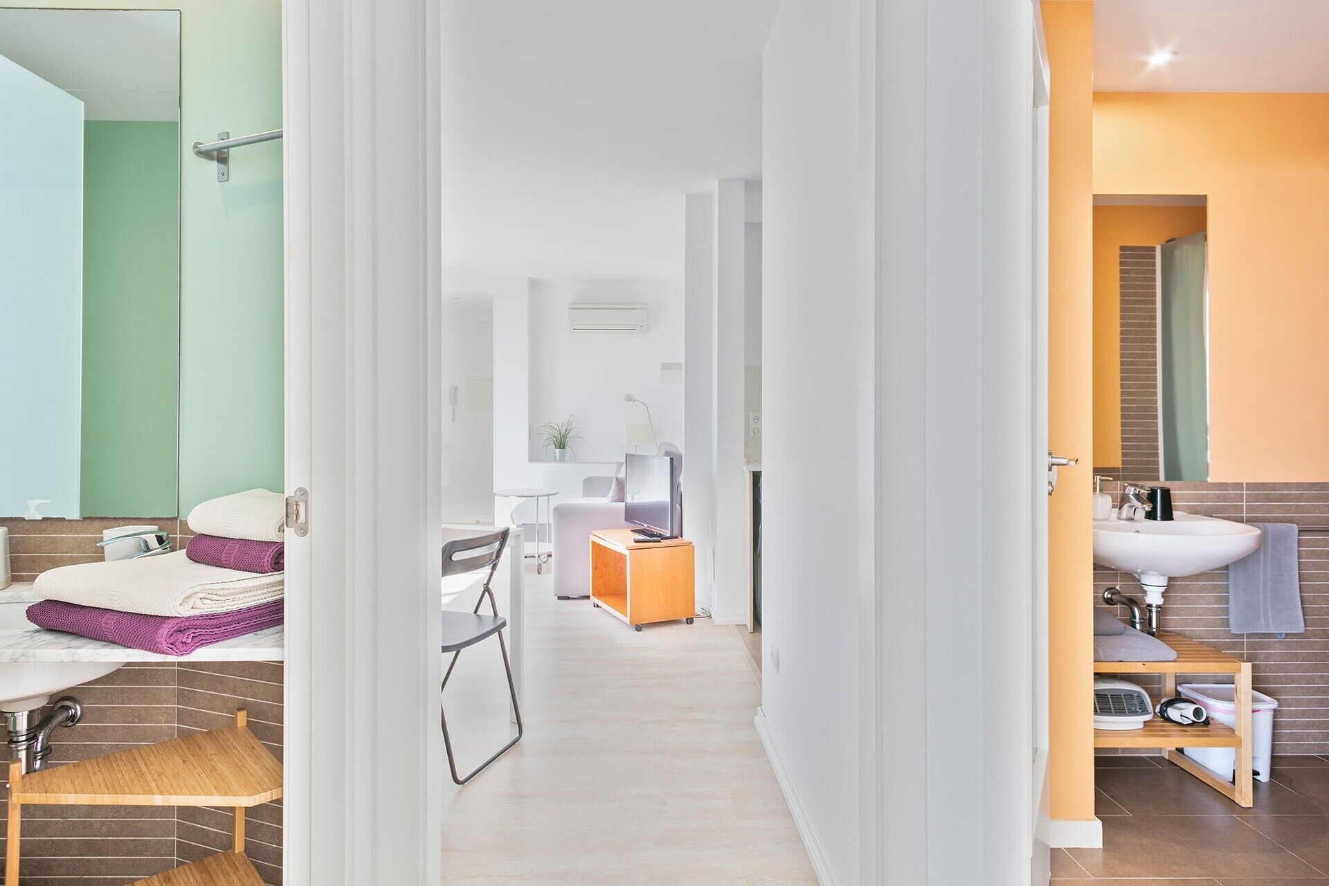 Dusche, Haartrockner, Handtücher