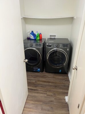 Interior - 2-bedroom 2 full bath condo in Baton Rouge,La 6 minutes from LSU (Baton Rouge)