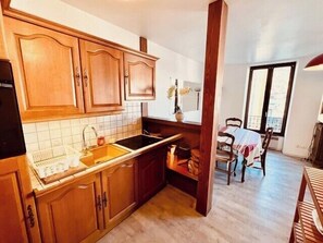 Fridge, microwave, oven, coffee/tea maker - Warm stay close to the slopes and the lake! (Gérardmer)