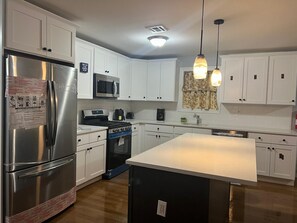 Standard Shared Dormitory | Private kitchen - Flight Bunks (Newark)