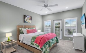 Internet, bed sheets - Centrally located 3-bedroom in Sanibel. Close to beaches, shopping, and dining. (Sanibel)