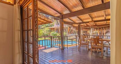 Casa em Ilhabela com Piscina e Churrasqueira