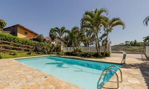 Pool - Casa em Igaratá com Acesso ao Lago e Piscina (Igaratá)