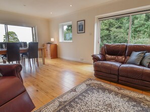 Living area - Hawksdown (Lyme Regis)