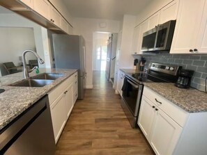 Fridge, microwave, oven, stovetop - The Wittenberg Getaway - 5 BR 2 Bath (Gahanna)
