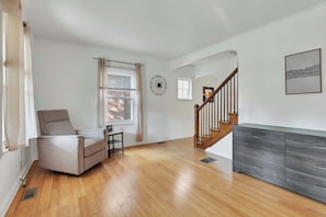 Interior - Charming 4-BR + Fenced Yard - Near Grandview (Columbus)