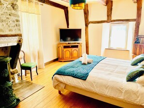 3 Schlafzimmer, Bügeleisen/Bügelbrett, WLAN, Bettwäsche