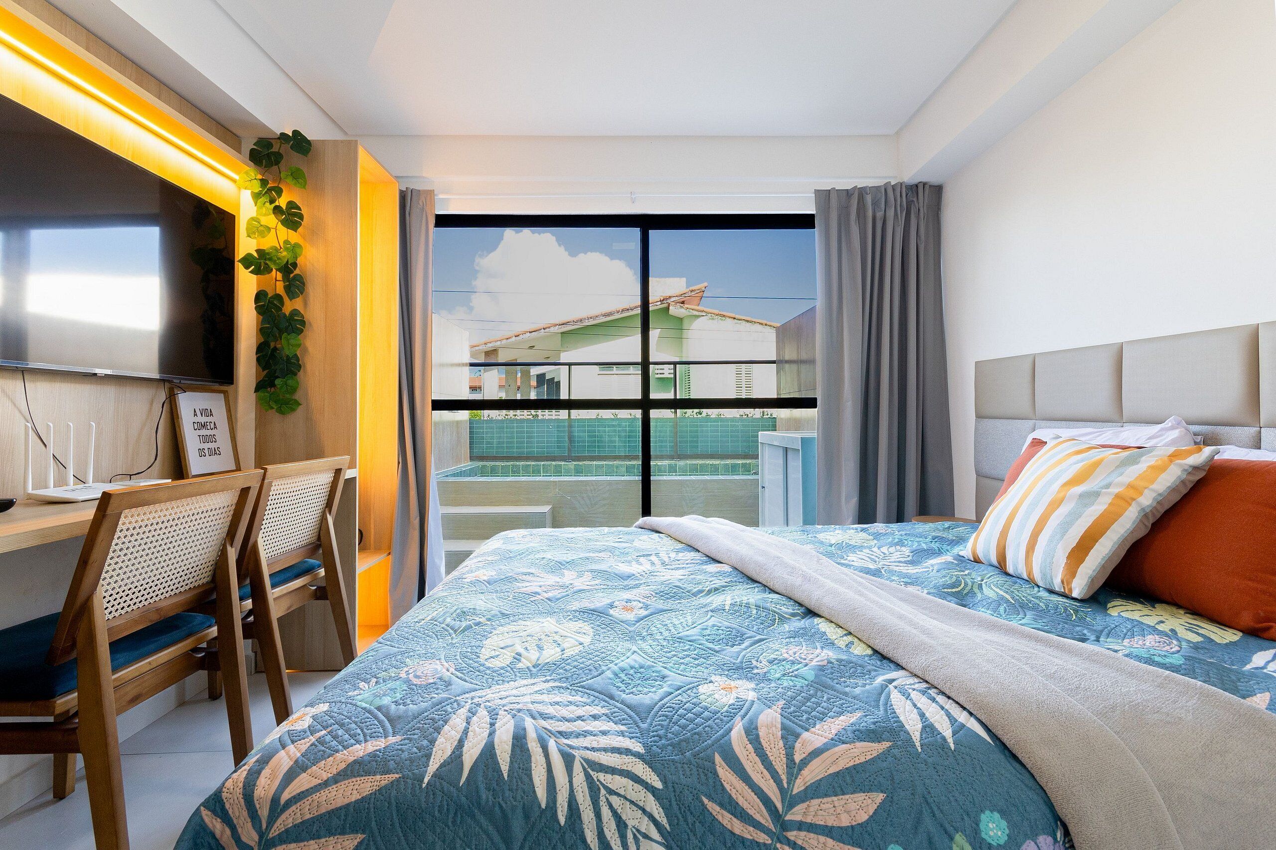 1 間臥室、書桌