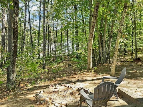 Pet-Friendly Retreat Near Swimming, Hiking & Storyland
