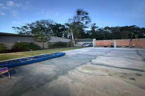 Property grounds - House in Paraty near the Historic Center (Paraty)