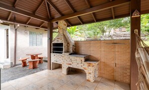 Basic-Apartment | Speisen im Freien