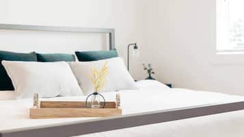 2 bedrooms, iron/ironing board, WiFi, bed sheets