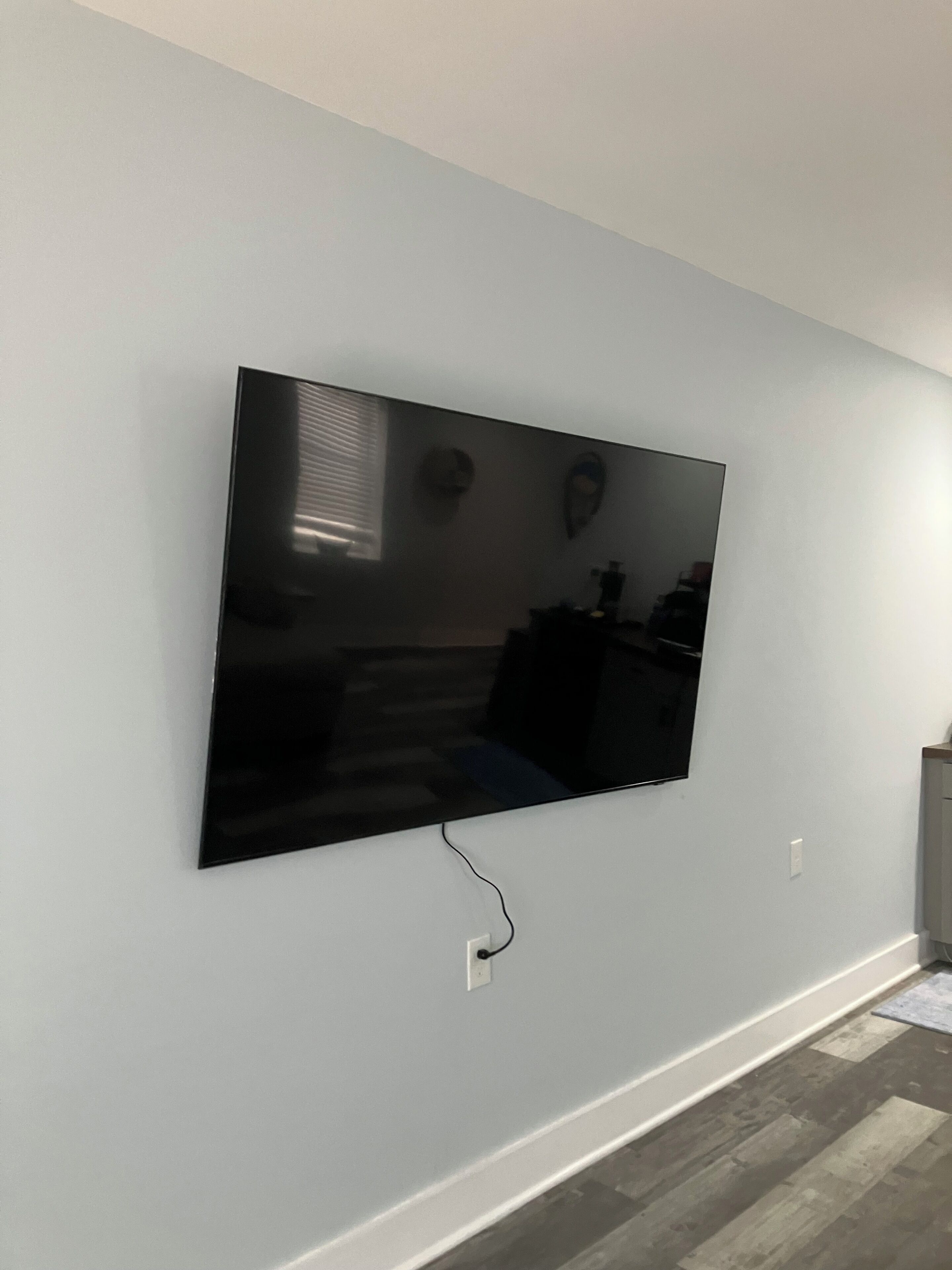 Interior. Cozy 1-bedroom apartment in excellent Highlands with AC