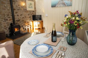 Dining - Little Rogeston Cottage, Nolton Haven (Nolton Haven)