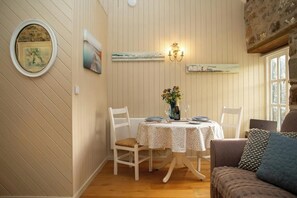Dining - Little Rogeston Cottage, Nolton Haven (Nolton Haven)