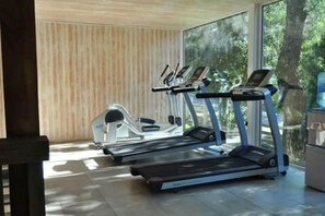 Fitness facility - Dream Apartment in Pucon | First Floor with Pool View (Pucon)