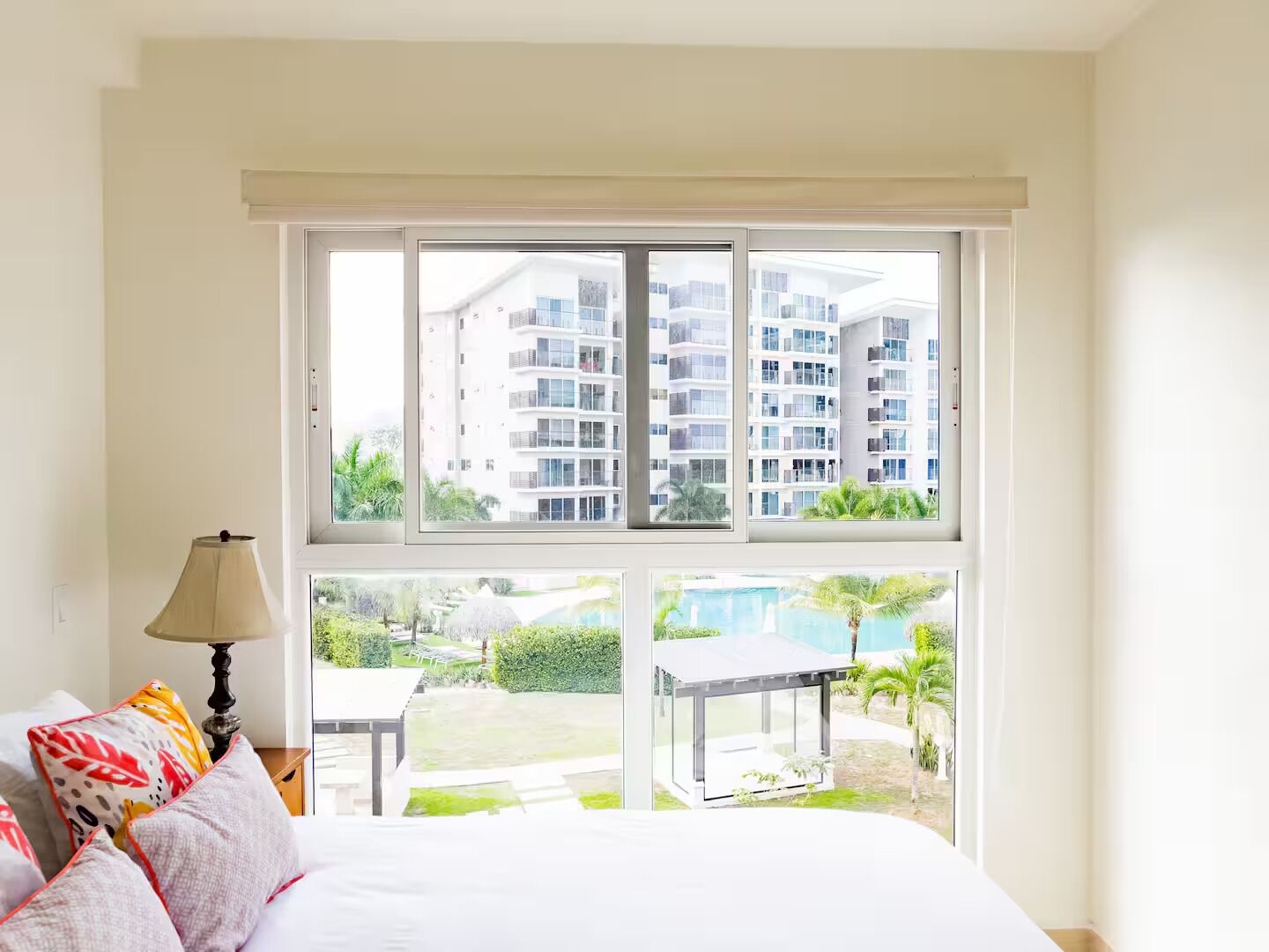 Fer et planche à repasser, Wi-Fi, draps fournis