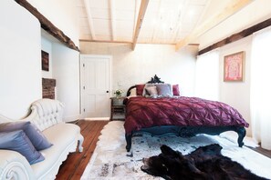 5 Schlafzimmer, Bügeleisen/Bügelbrett, WLAN, Bettwäsche