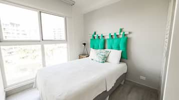 Fer et planche Ă repasser, Wi-Fi, draps fournis