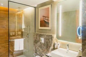 Bathroom - Park Inn & Suites By Radisson, Puri (Puri)