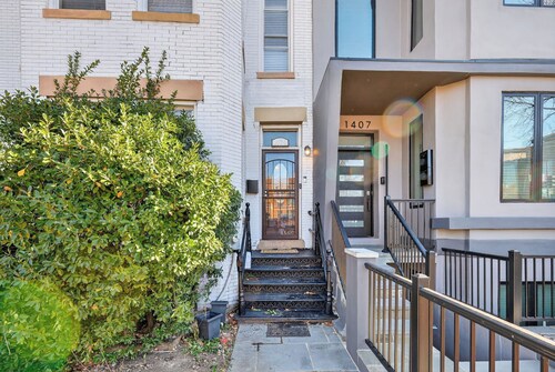 Amazing condo at Capitol Hill North