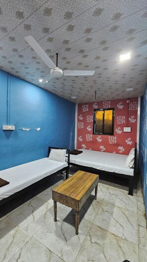 Standard Room - Tanaji Residency (Mumbai)
