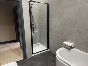 Shower - Spring Meadow (Durham)