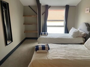 5 عدّة غرف نوم وبديكورات فريدة لكل غرفة وطراز فريد لكل وحدة