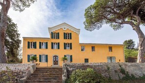 Exterior - Cabernet - Domaine de la Navicelle (Le Pradet)