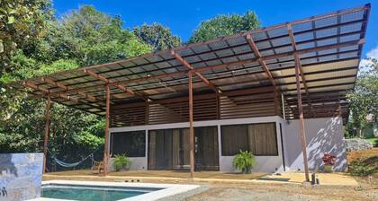 Lovely 3-bedroom house perfect for your getaway