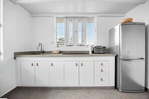 Apartment, 4 Bedrooms | Private kitchen | Fridge, stovetop, cookware/dishes/utensils - Casa Brisa by Otium (Aguada)