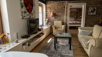 1 chambre, bureau, lit parapluie, Wi-Fi gratuit
