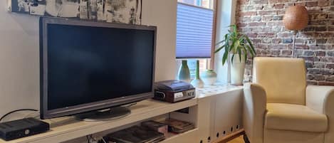 智能電視、書籍、音響