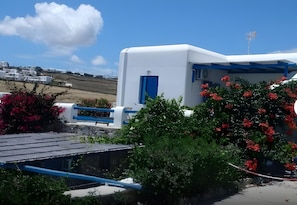 Exterior - Two-Bedroom Apartment with Sea View, Wi-Fi and Air Conditioning (Mykonos)