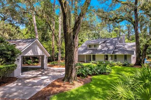 Exterior - 36 Wisteria Lane ~ Center of Sea Pines w/Private Pool! (Hilton Head Island)