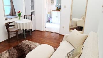 Smart TV, DVD player