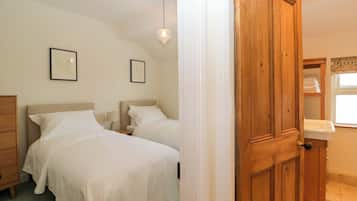 2 bedrooms, individually decorated, individually furnished, free WiFi