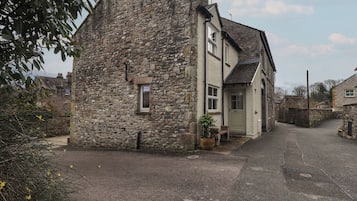 Cottage | Exterior